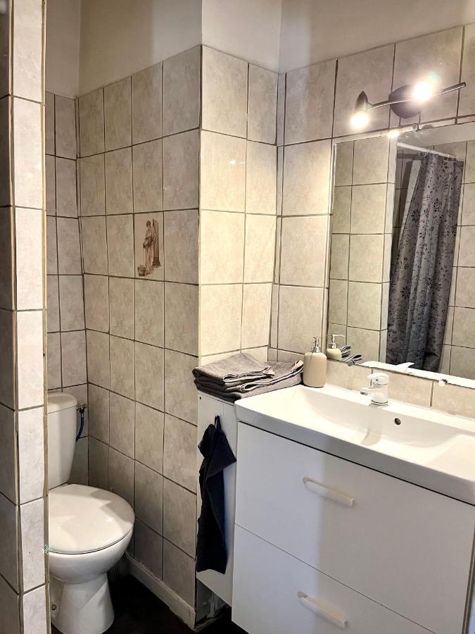Studio De Charme Au Coeur De Valréas Exteriör bild